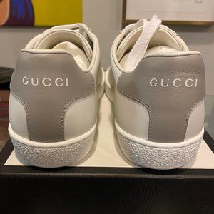GUCCI - Perforated Logo Sneakers White